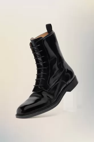 J&rsquo;ai adoré les bottes à lacets