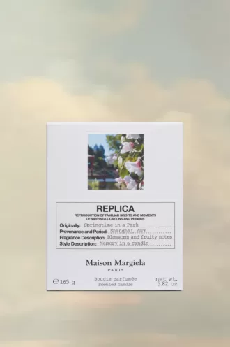 Réplique de la bougie Printemps dans un parc